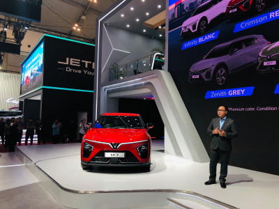 VinFast Luncurkan VF 7 di Indonesia, SUV Listrik Futuristik dengan Desain Italia dan Harga Terjangkau