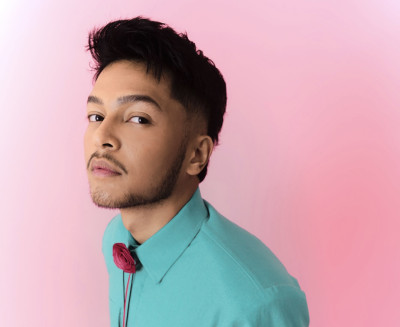 Mark Natama Rilis EP Bachelor of Romance, Serasa Dirayu Sembari Diajak Menari Mesra