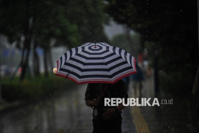Hari ini Hujan Mengguyur Jakarta dari Pagi Hingga Siang Hari