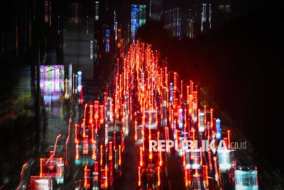 Transportasi Umum Solusi Hindari Kemacetan di TB Simatupang