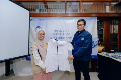 Ketika Seragam Bekas MRT Jakarta Jadi Karya Kreatif