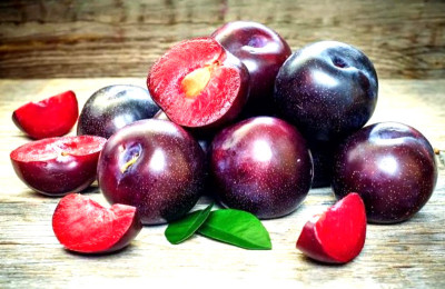 Bosan dengan Buah yang Itu-itu Saja? Coba Buah Plum Dong Ah...
