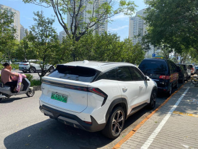 Pemerintah China Lebih Pesimis dari Gaikindo-nya Soal Penjualan Mobil Tahun Ini