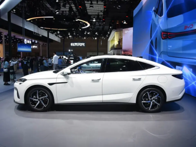 BYD Seal 07 Hybrid Sudah Facelift Saja Padahal Baru Satu Bulan Diluncurkan