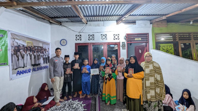 Penyaluran Bantuan Al-Quran Untuk Rumah Quran An-Nur Al-Barokah