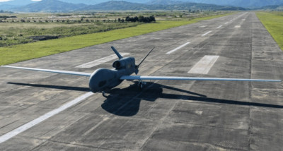 Kim Jong-un Awasi Uji Coba Drone Kumsong di Pangkalan Panghyon