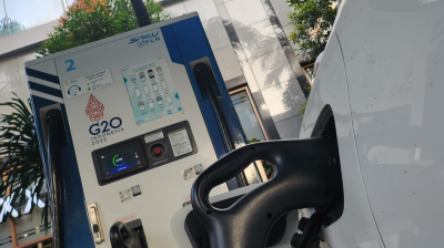 Tips Mengatasi Charger Gun Tersangkut di Mobil Listrik