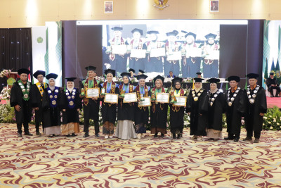 UNISA Bandung Gelar Wisuda ke-7, Rektor Ajak Lulusan Jadi Penggerak Perubahan