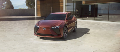 Intip Fitur Terbaru EV Lexus RZ dengan Jangkauan 860 Kilometer