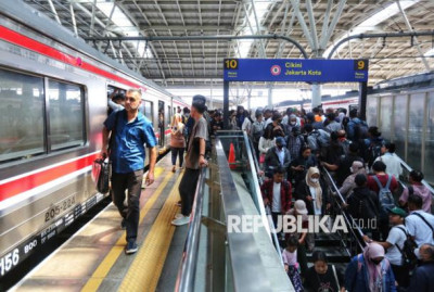 95,9 Persen Penumpang Puas dengan Layanan Kereta Commuter Line