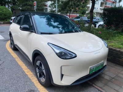 China Perketat Persyaratan Insentif Pajak Mobil Listrik