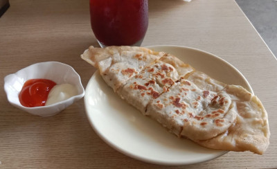 Gozleme: Roti Isi Tradisional Turki yang Menggoda Selera