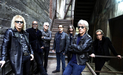Bon Jovi Rilis Versi Baru We Made It Look Easy Kolaborasi Bareng Robbie Williams