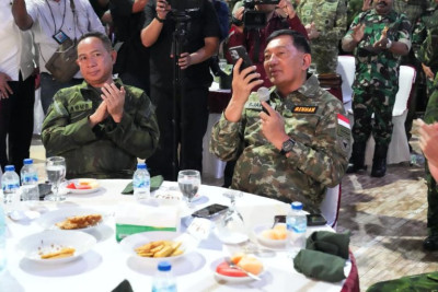 Presiden Prabowo Kontak Menhan Sjafrie di Timiki, Begini Pesannya