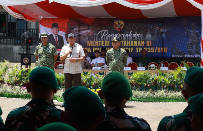 Menhan Didampingi Menkes Tinjau Yonif TP 835/SYB di Sumbawa