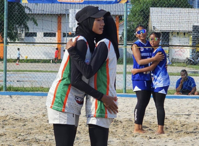 Voli Pasir Putri Bekasi Mendominasi! Bekasi 1 dan Bekasi 2 Kompak Raih Kemenangan Gemilang