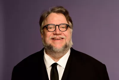 Guillermo del Toro Ogah Pakai AI, Mengaku Lebih Baik Mati