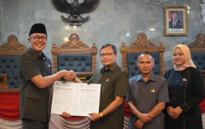 Bahas RAPBD 2026, DPRD dan Pemkot Sukabumi Bahas Solusi Pengurangan TKD