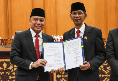 Pemkot dan DPRD Surabaya Sepakati Raperda APBD 2026 Senilai Rp12,7 Triliun