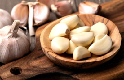 Obat Kumur Berbahan Dasar Bawang Putih Bisa Saingi Antiseptik Populer