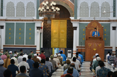 Sholat Tarawih 23 Rakaat Lengkap Dengan Bacaan Imam, Bilal Hingga ...