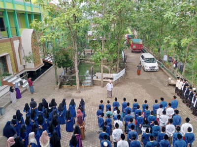 Nahdlotul Mubtadiin Al-Islamy Islamic Boarding School Santri Holds Al-Quran Camp