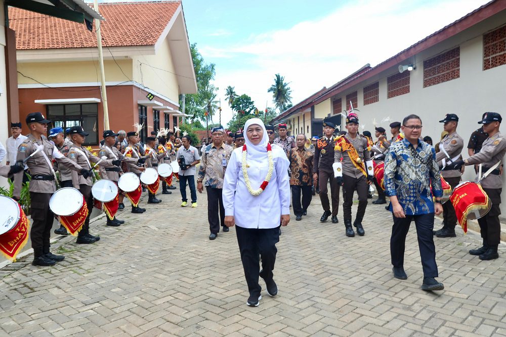 tiga asrama SMAN 1 Taruna Madani Provinsi Jawa Timur di  Pasuruan