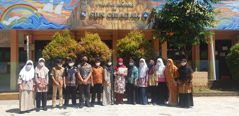 SD Bosowa Bina Insani (BBI) Bogor mengadakan basksos untuk korban warga masyarakat yang terkena bencana alam.